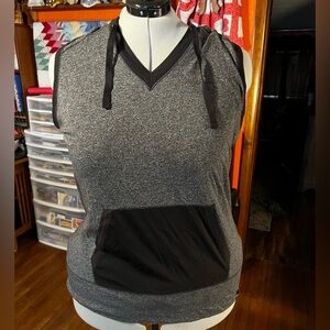 NWOT New Era 3x hoodie race back tank top